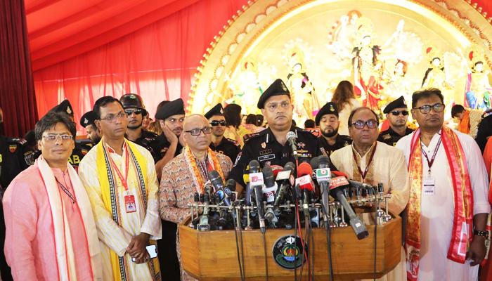 সাম্প্রদায়িক সম্প্রতি বিনষ্টে অপচেষ্টা, রুখে দিয়েছে র‌্যাব