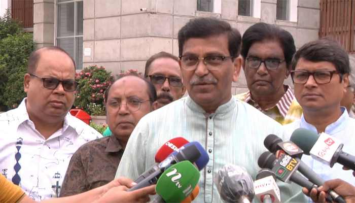 প্রলোভন দেখিয়ে নেতাকর্মীদের ঢাকায় আনছে বিএনপি