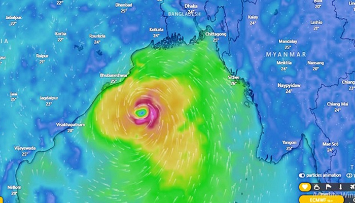 রাত ৮টার মধ্যে আশ্রয়কেন্দ্রে আসার নির্দেশ