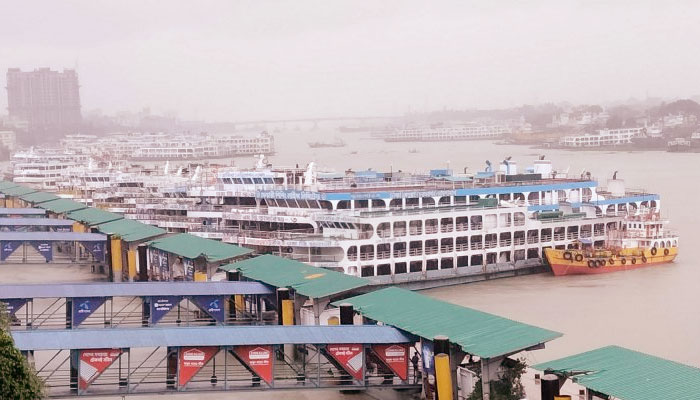 সারাদেশে সব ধরনের নৌ চলাচল বন্ধ