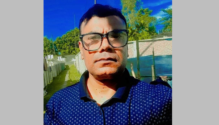 নীলফামারীতে আপন চাচার প্রতারণায় নি:স্ব ভাতিজা