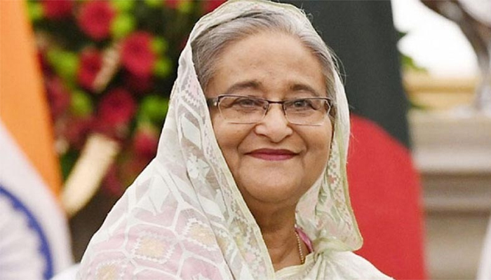 শেখ হাসিনার পক্ষে মনোনয়ন ফরম জমা দিচ্ছেন নেতারা