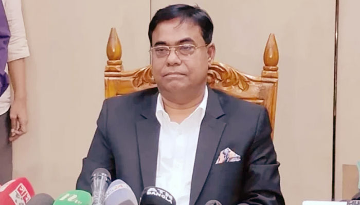 পাহাড়ে ৩৩ কেন্দ্রের জন্য হেলিকপ্টার চায় মাঠ কর্মকর্তারা