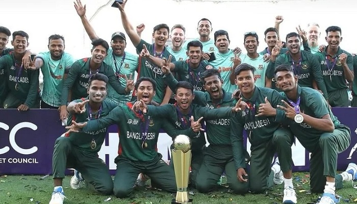 দেশে ফিরল শিরোপাজয়ী বাংলাদেশ অনূর্ধ্ব-১৯ দল