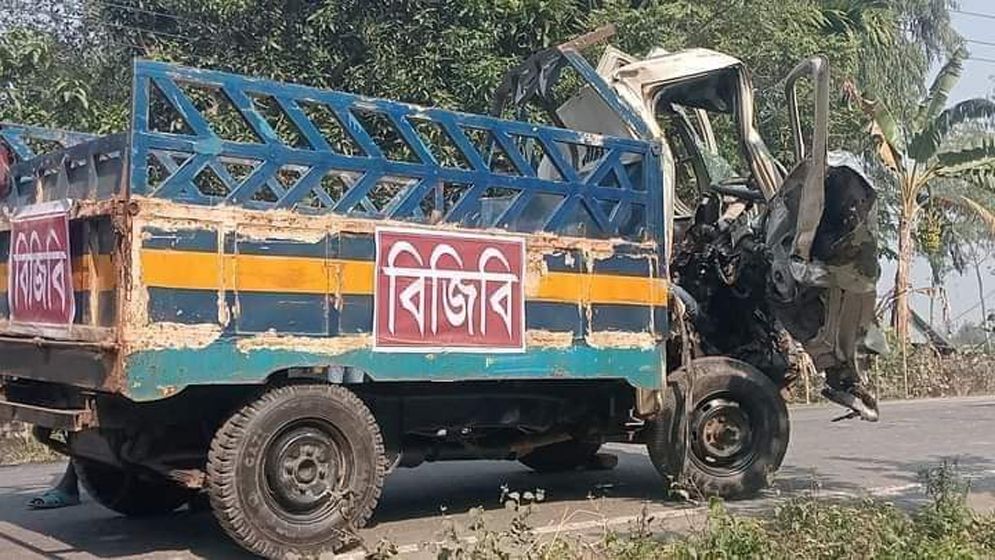 গাইবান্ধায় সড়ক দুর্ঘটনায় বিজিবির পাঁচ সদস্যসহ আহত ৭, নিহত ১ 