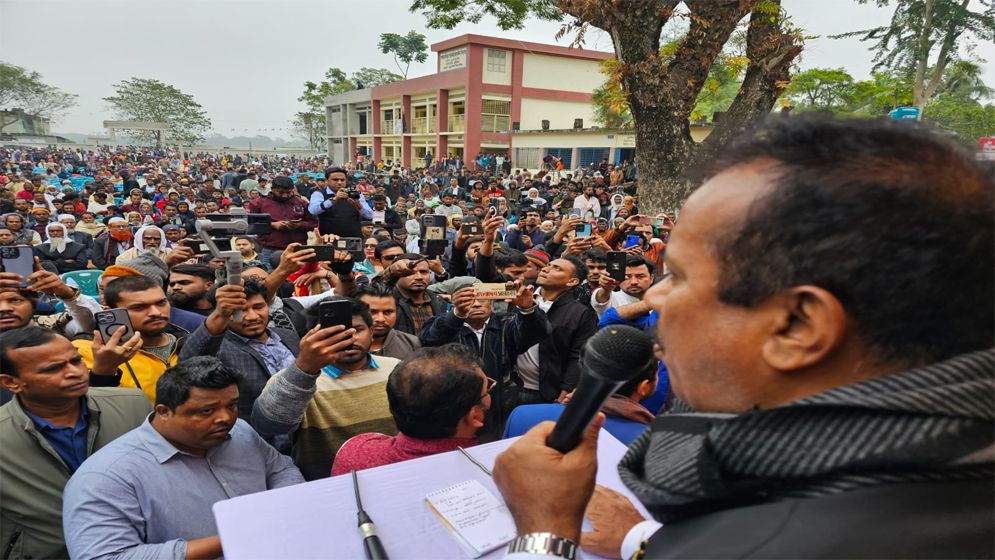 দাউদকান্দি-তিতাসে সক্রিয় চিহ্নিত সন্ত্রাসীরা, সুষ্ঠু ভোট নিয়ে শঙ্কা