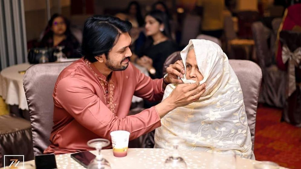 আরিফিন শুভর মা আর নেই