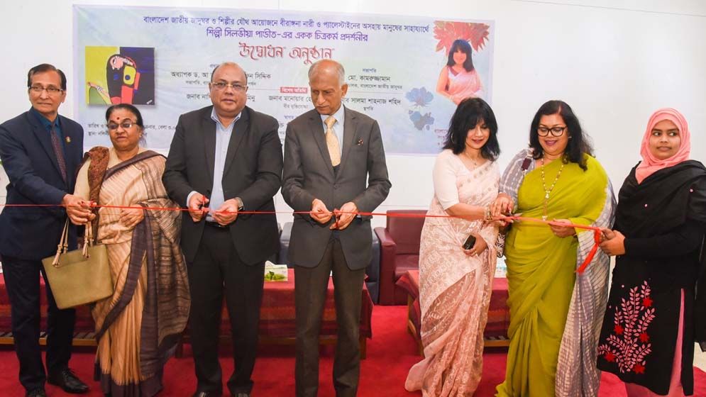 বীরাঙ্গনা-ফিলিস্তিনিদের সাহায্যার্থে সিলভীয়া পাণ্ডিতের চিত্র প্রদর্শনী