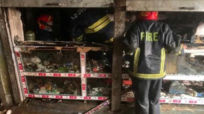 চকবাজারে সোলায়মান টাওয়ারের আগুন নিয়ন্ত্রণে