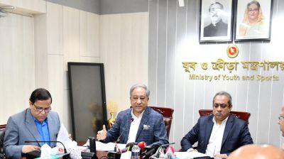 স্টেডিয়ামের ওপর গুরুত্ব দিচ্ছেন যুব ও ক্রীড়ামন্ত্রী