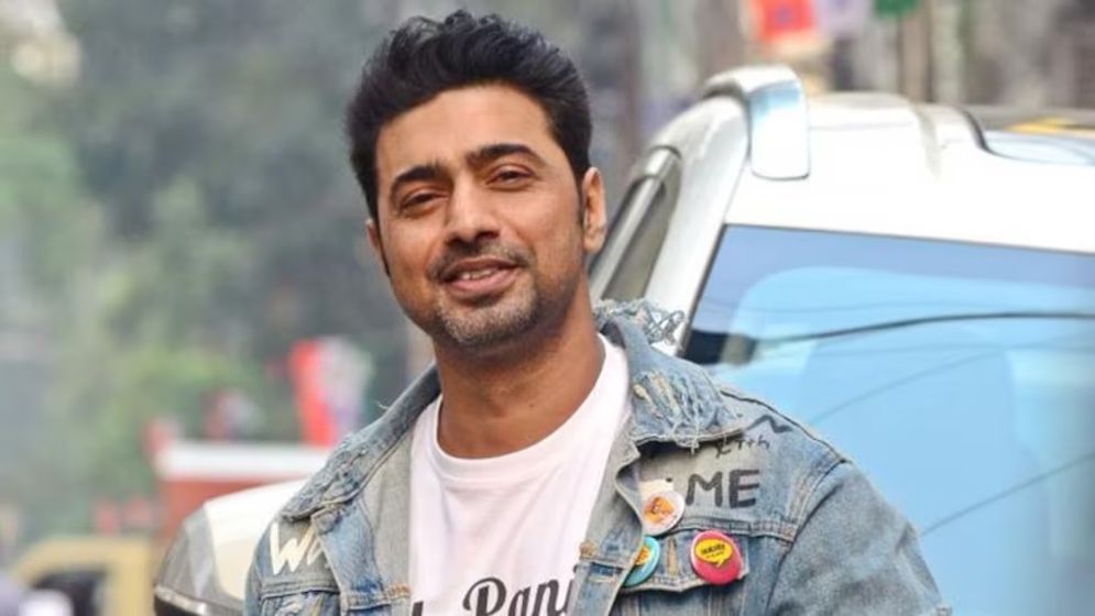 দেবের রাজনৈতিক ভবিষ্যৎ কী?