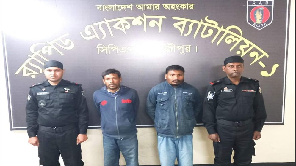 তাড়াশে হত্যা মামলার প্রধান আসামিসহ ২জন গ্রেপ্তার