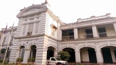ঢাবি ভিসির বাংলো থেকে নবজাতকের লাশ উদ্ধার