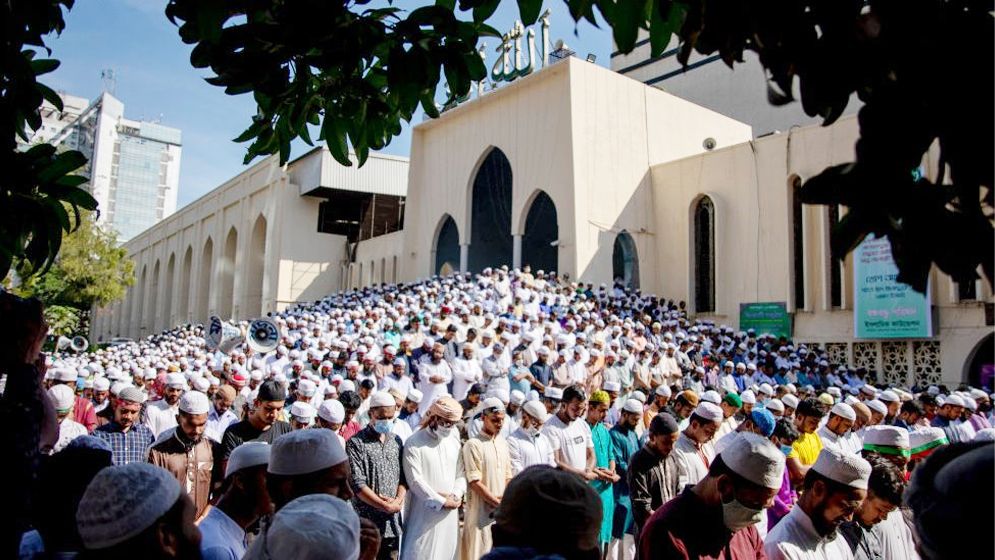 রমজানের প্রথম জুমায় কানায় কানায় পূর্ণ বায়তুল মোকাররম 
