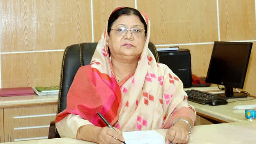 শেষ দিনে ৩৭ জনকে নিয়োগ দিয়ে গেলেন চবি উপাচার্য