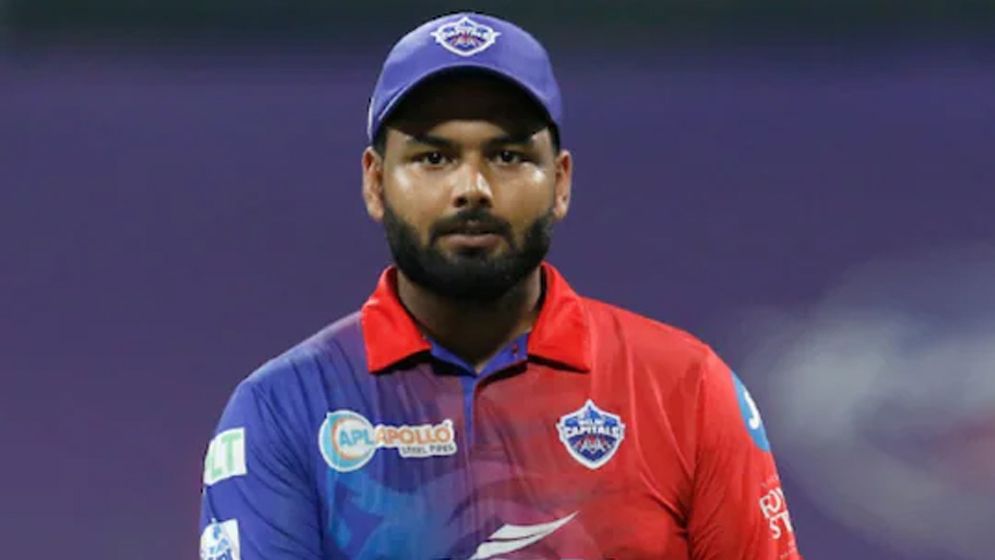বড় হারের পর দুঃসংবাদ পেলেন দিল্লি অধিনায়ক