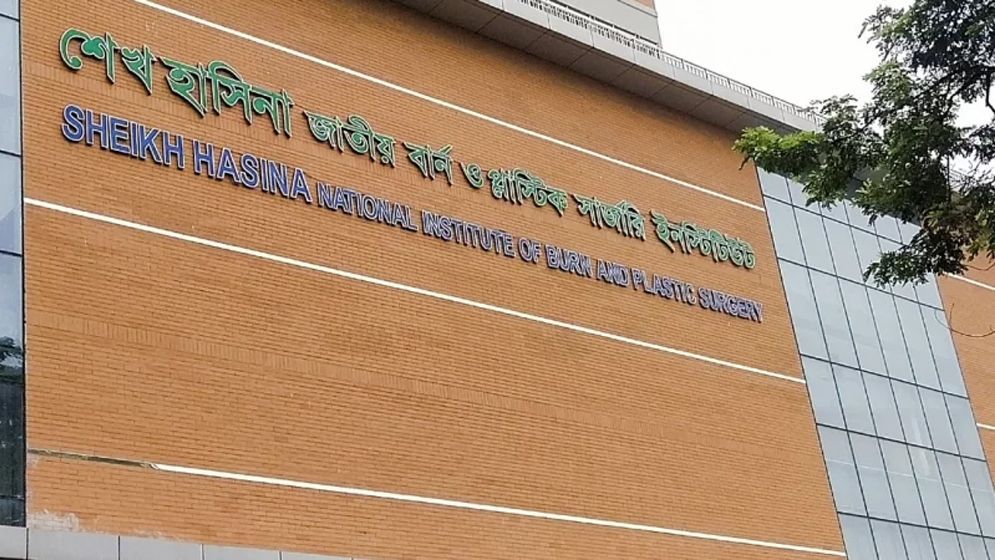 বাবা-মা, নানীর পর মারা গেলো শিশু লামিয়া