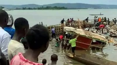 যাত্রীবাহী ফেরিডুবির ঘটনায় নিহত ৫৮