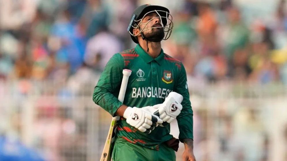 দ্বিতীয় দফা বৃষ্টির পর আবার শুরু খেলা