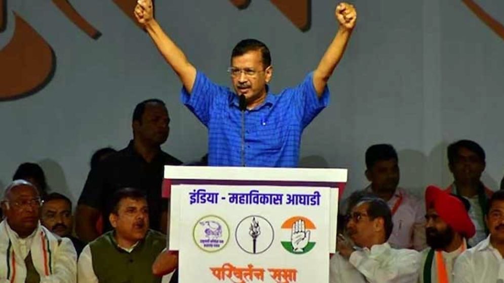 বাংলাদেশ থেকে শিক্ষা নিয়ে ভোট করছেন মোদি: কেজরিওয়াল