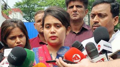 এমপি আনার হত্যাকাণ্ডে দায়ীদের ফাঁসি চাইলেন মেয়ে ডরিন