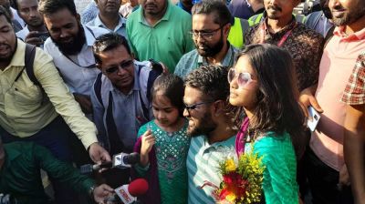 দেশের মাটিতে পা দিয়ে অন্যরকম অনুভূতি হচ্ছে: আতিকুল্লাহ