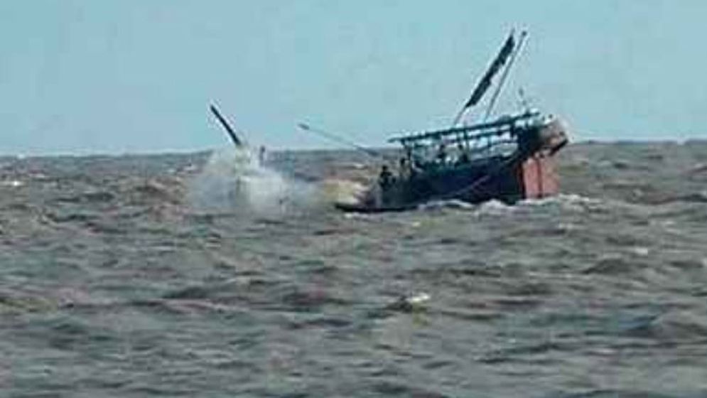 মানিকগঞ্জে কোরবানির পশু নিয়ে ট্রলার ডুবি