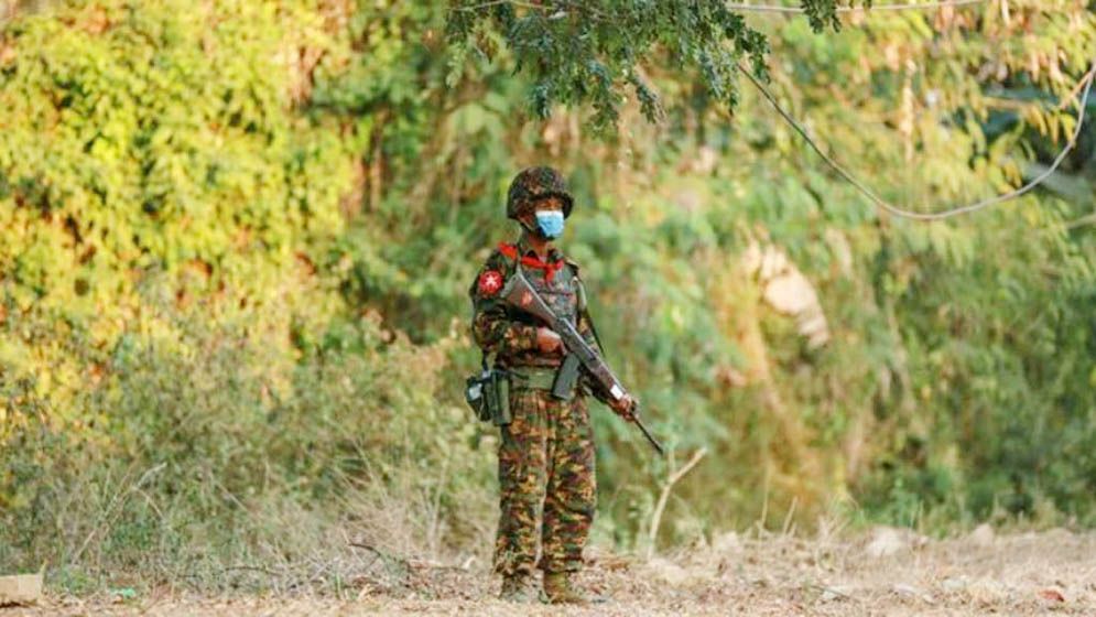 রাখাইনে মিয়ানমার সেনাদের তাণ্ডব, নিহত ৫১