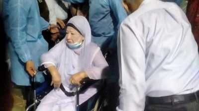 হঠাৎ অসুস্থ খালেদা জিয়া গভীর রাতে হাসপাতালে 