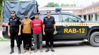 রায়গঞ্জে নেশাজাতীয় ইনজেকশনসহ ২ মাদক ব্যবসায়ী গ্রেপ্তার