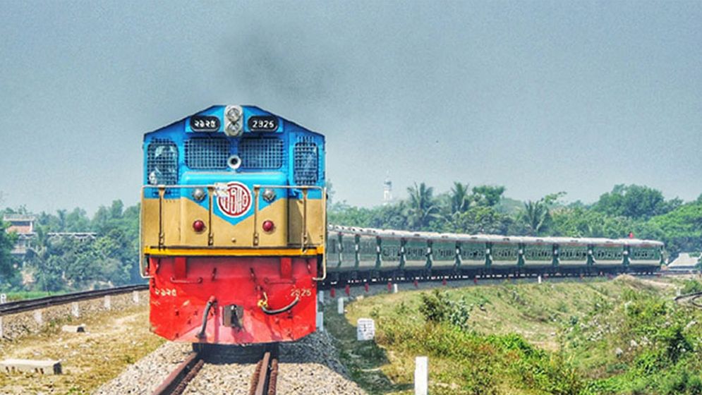 সীমিত পরিসরে চলবে যাত্রীবাহী ট্রেন