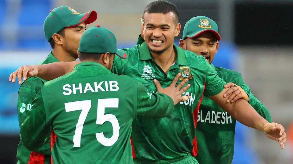 তাসকিনের ঘুমকাণ্ড নিয়ে মুখ খুললেন সাকিব