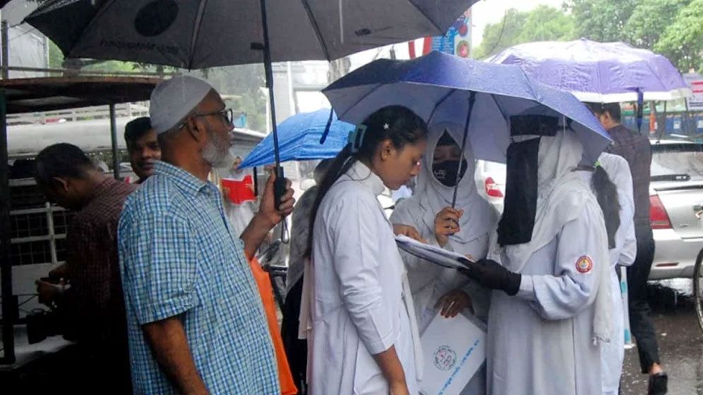 বৃষ্টিতে পরীক্ষা শুরু হতে দেরি হলে অতিরিক্ত সময় পাবে পরীক্ষার্থীরা
