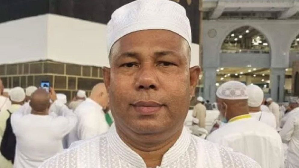 বিদেশে পালিয়ে গেলেন ৪০০ কোটির পিয়ন পানি জাহাঙ্গীর!