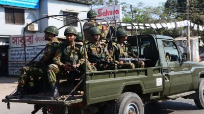 শিথিলের পর ঢাকাসহ ৪ জেলায় ফের কারফিউ বহাল