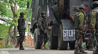 কাশ্মিরে বিচ্ছিন্নতাবাদীদের হামলায় ৪ ভারতীয় সেনা নিহত