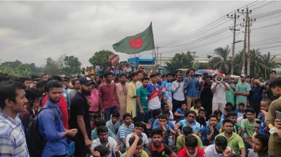 কোটা পুনর্বহালের প্রতিবাদে কুবি শিক্ষার্থীদের বিক্ষোভ, ঢাকা-চট্টগ্রাম মহাসড়ক অবরোধ