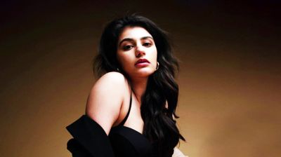 কান্নাকাটি করে ছবিতে অভিনয়ের সুযোগ পান নায়িকা!