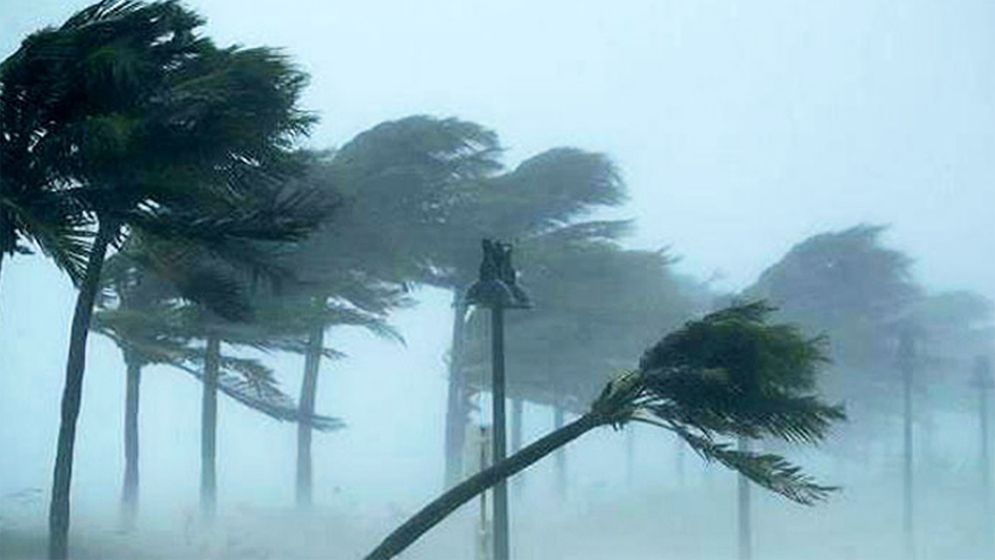 দুপুরের মধ্যে দুই অঞ্চলে ঝড়ের আভাস