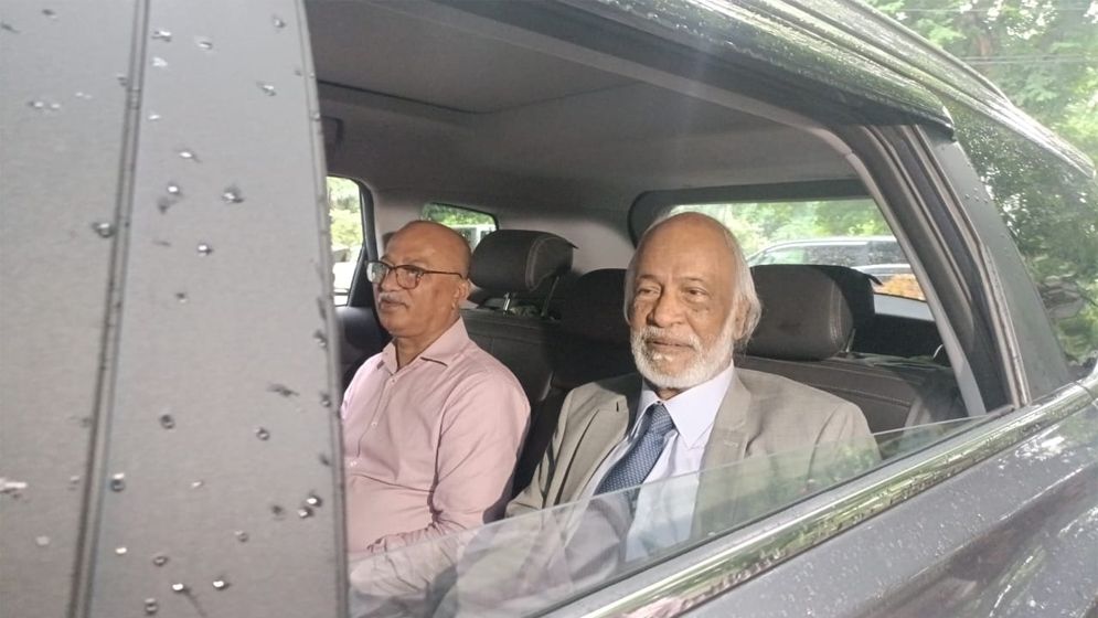 প্রধান উপদেষ্টার সঙ্গে বৈঠকে বিএনপির নেতারা যমুনায়