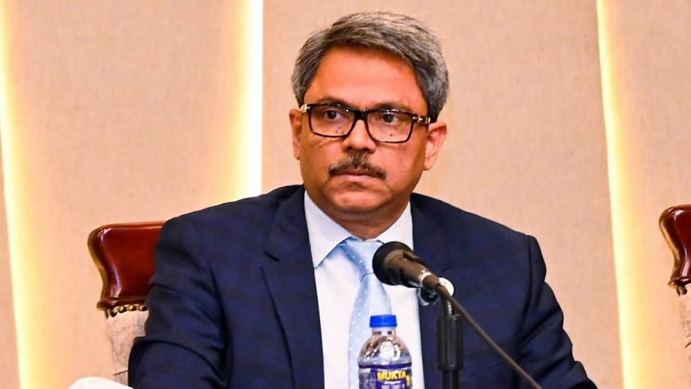 সাবেক পররাষ্ট্র প্রতিমন্ত্রী শাহরিয়ার আলমের বিরুদ্ধে মামলা