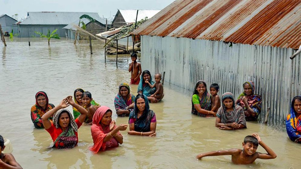 বন্যা: মৃতের সংখ্যা বেড়ে ৫৪, পানিবন্দী ১০ লাখ পরিবার