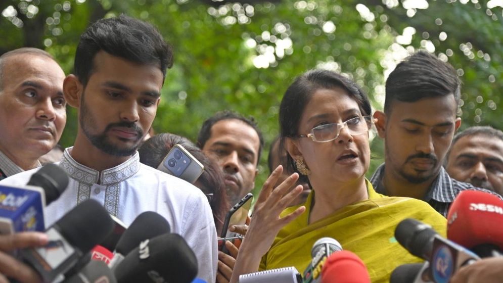 রাজনৈতিক দলগুলোর সংস্কার প্রস্তাব গ্রহণ করবে অন্তর্বর্তী সরকার