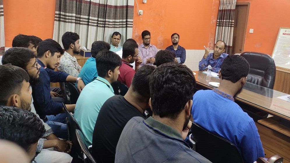 শিক্ষার্থীদের সব ধরনের সহযোগিতার আশ্বাস হলের আবাসিক শিক্ষকদের 