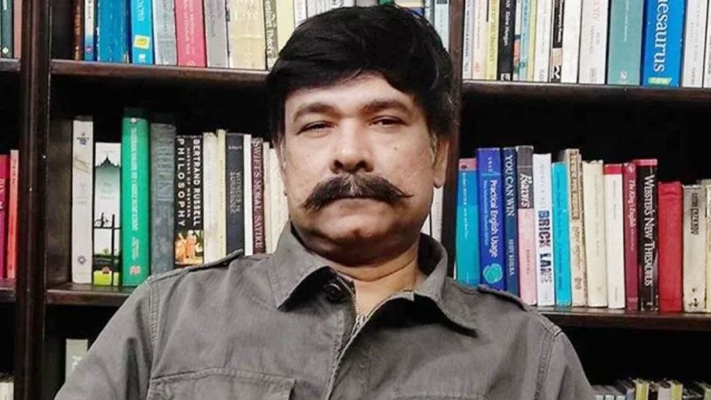 পদ ছাড়লেন বাংলা একাডেমির মহাপরিচালক