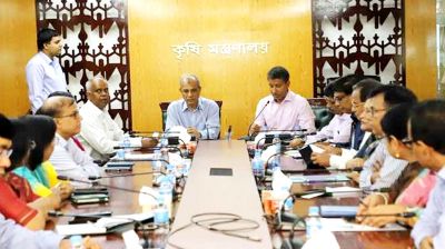 কৃষি মন্ত্রণালয়ের কর্মকর্তাদের যে নির্দেশ দিলেন উপদেষ্টা