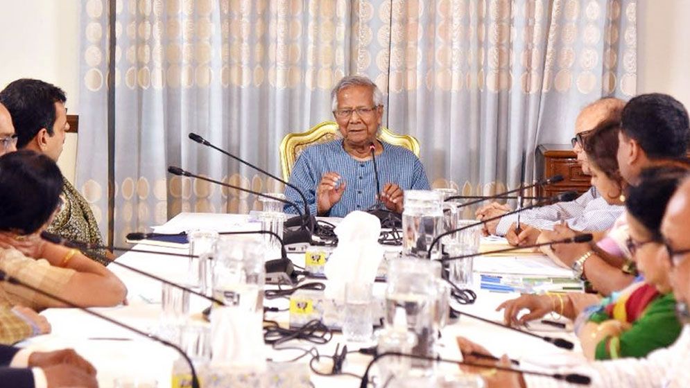 প্রধান উপদেষ্টার সঙ্গে ৪৪ এনজিওর বৈঠক, যা আলোচনা হলো 