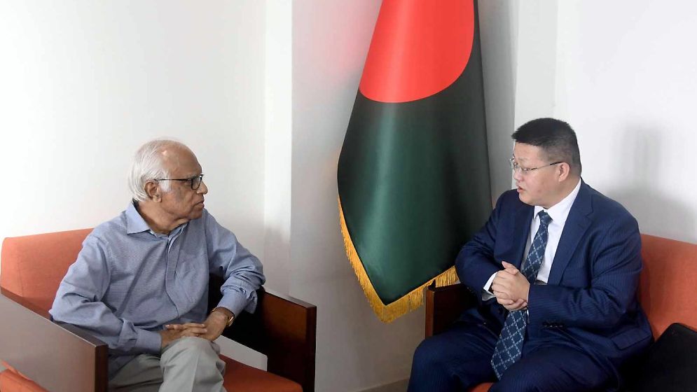 শিক্ষা উপদেষ্টার সঙ্গে চীনের রাষ্ট্রদূতের সাক্ষাৎ