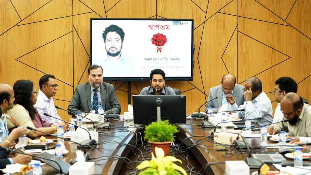 ডাটা সেন্টারের সক্ষমতা বৃদ্ধির তাগিদ তথ্যপ্রযুক্তি উপদেষ্টার