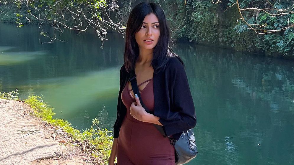 হঠাৎ আলোচনায় জেসিয়া ইসলামের গ্ল্যামার, সমালোচনা ও ব্যক্তিগত জীবন